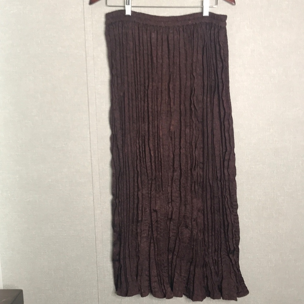 Vintage Tantrums Collection Brown Floral Embossed Broomstick Skirt